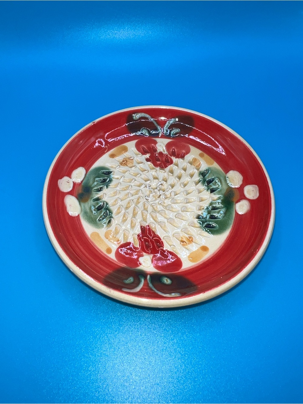 Rupi 1980 artisanal Spanish ceramic garlic and lemon grater dish - Picture 2 of 5